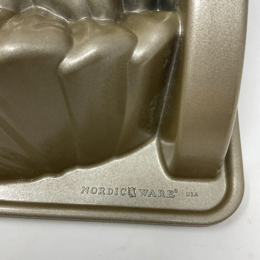 Nordic Ware Turkey Cake Pan 3D 10 Cup Cast Aluminum Thanksgiving USA